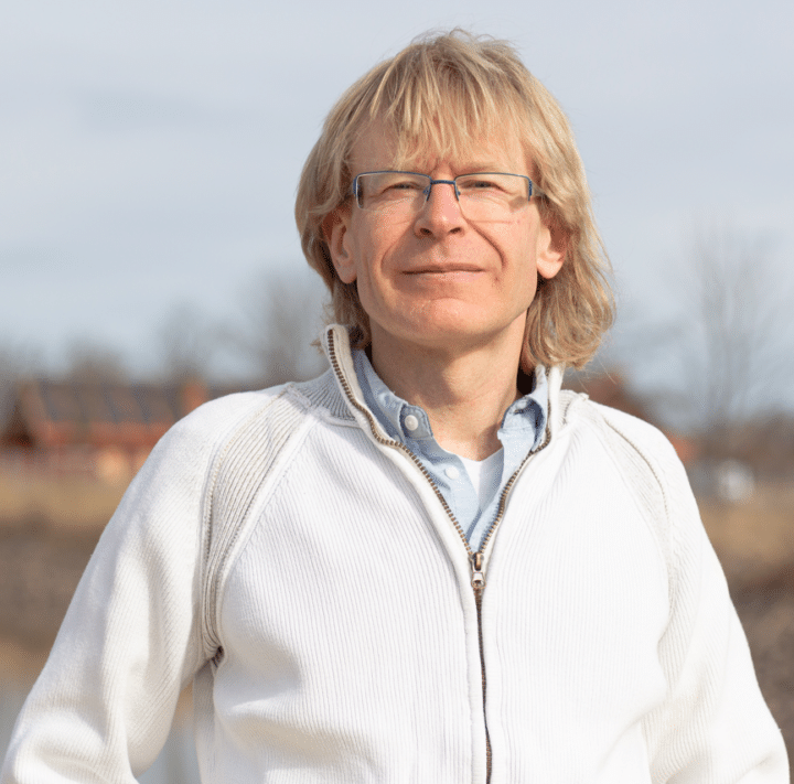 Mattias Lindström